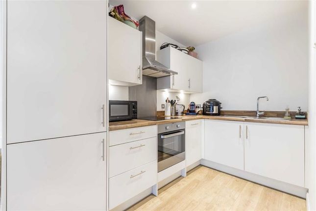 Flat 123, 27, Chandlers Avenue, London photo 2