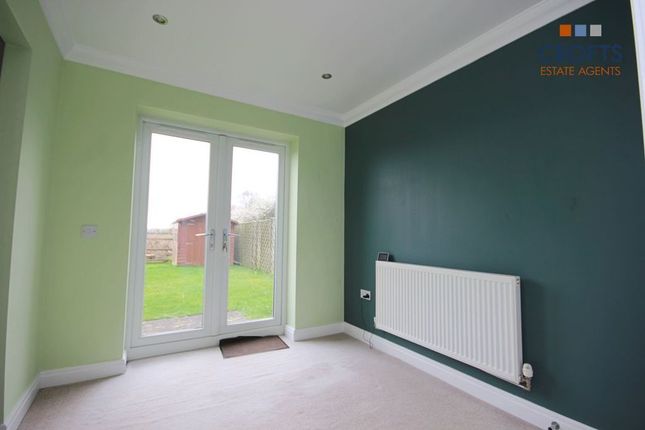 26, Poachers Rise, Stallingborough photo 3