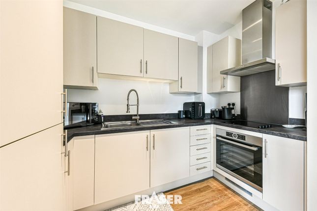 Macclesfield Road, Flat 4, 6 Macclesfield Road, LONDON photo 3