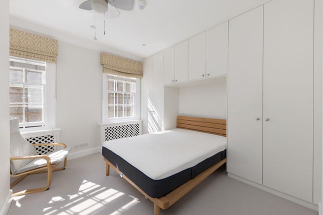 59, Ebury Mews, London photo 4