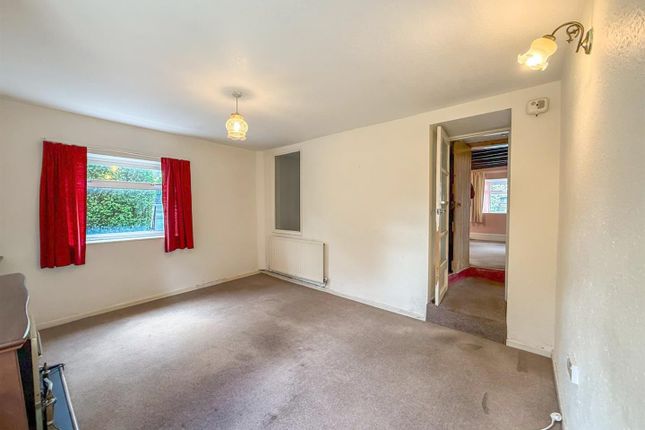 118, Macclesfield Road, Derbyshire photo 3