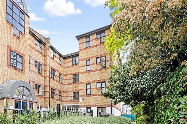 Thumbnail Flat for sale in Windsock Close, London