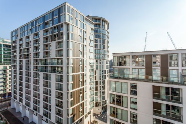 Flat to rent in Cobalt Point, 38 Millharbour, Canary Wharf, London