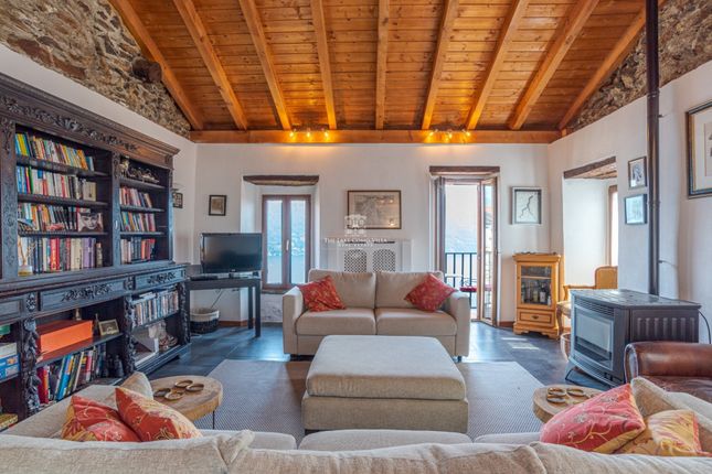 Thumbnail Semi-detached house for sale in 22010 Santa Maria Rezzonico, Province Of Como, Italy