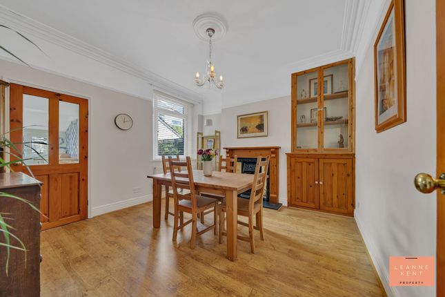 18 Tydfil Road, Caerphilly photo 4