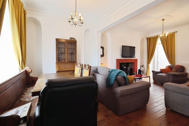 20, Llest Terrace, Pontypridd photo 4