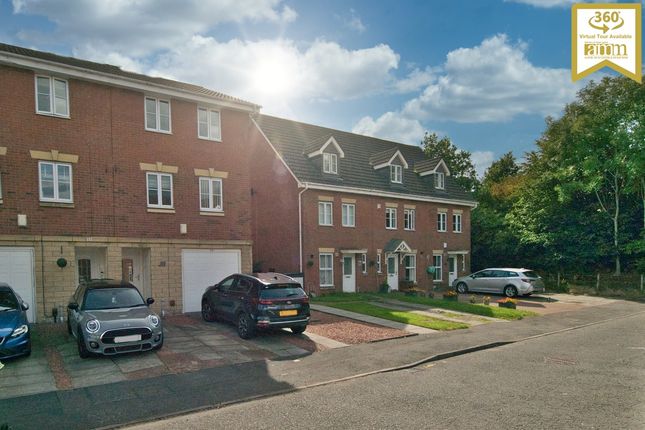 Town house for sale in Raeburn Avenue, Paisley