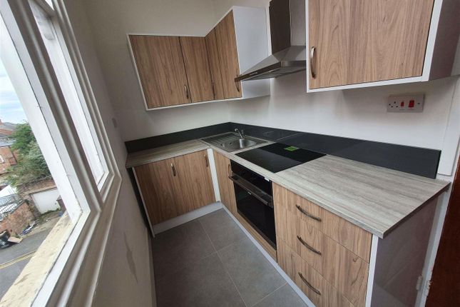Flat to rent in Saxby Street, Leicester