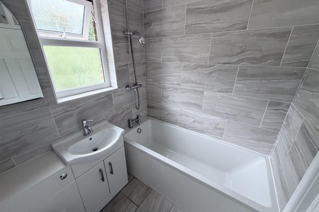 247, Hayling Avenue, Portsmouth photo 4