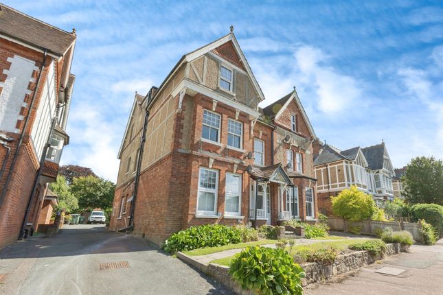 Flat for sale in Molyneux Park Road, Tunbridge Wells