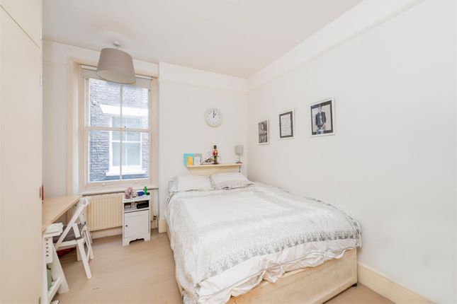 Thumbnail Flat to rent in Drive Mansions, Fulham Road, Fulham
