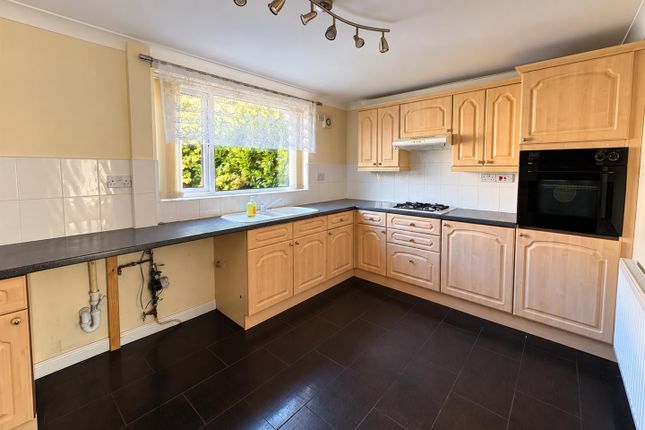 22, Eastglade Road, Nottingham photo 3