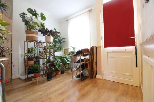 Terraced house for sale in Sherwood Street, Reading