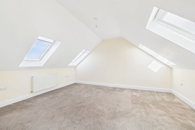 121 Kensington Gardens, Haverfordwest photo 4