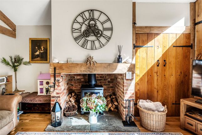 Pheasants Barn,, Mill Lane, Dorking photo 4