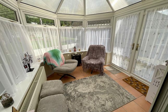 3, Llethri Road, Llanelli photo 4