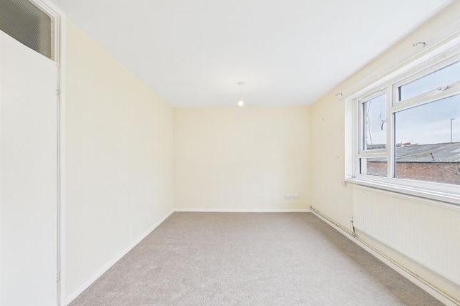 6, Northpark Court,, Wallasey photo 2