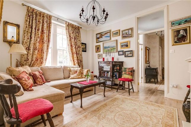Elm Bank Mansions, London photo 2