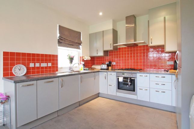 Flat 4a Tattenham Corner Road, White House Stables Tattenham Corner Road, Epsom photo 4