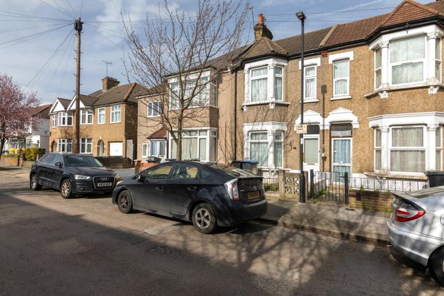Terraced house for sale in King Edwards Road, London