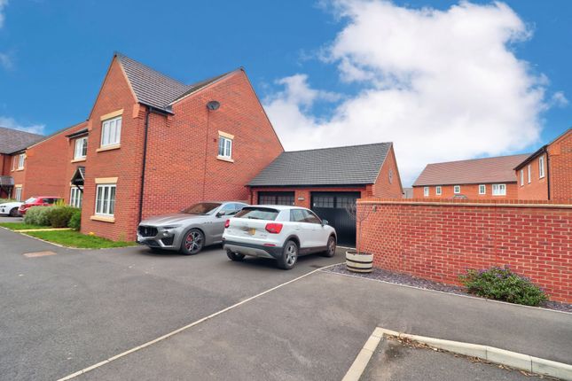 Banard Driver Barnard Drive, Boulton Moor, Derby DE24, 5 bedroom detached house for ...