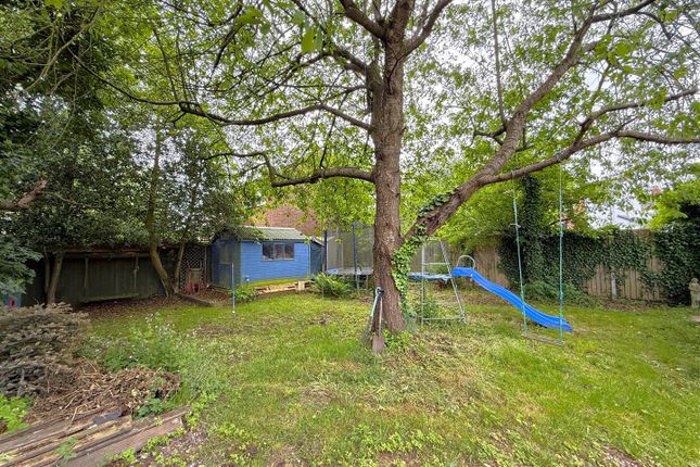61, Danvers Road, Loughborough photo 2
