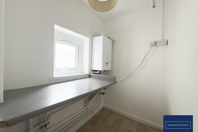 4, Gellifaelog Terrace, Merthyr Tydfil photo 4