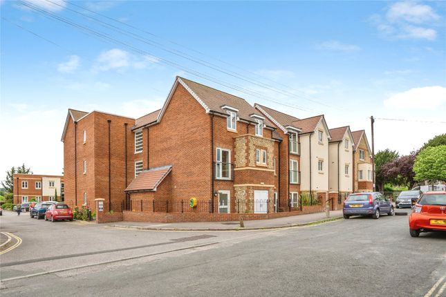 Flat 17, Shilling Place,, Stakes Road, Hampshire photo 4