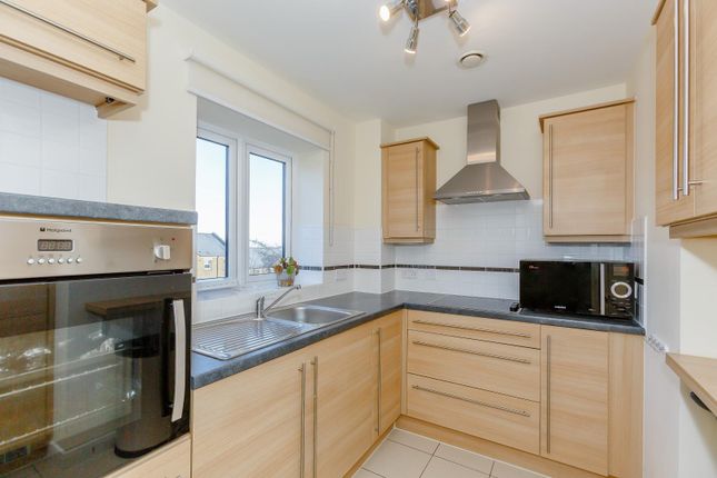 57 Thackrah Court, 1 Squirrel Way, Leeds photo 4