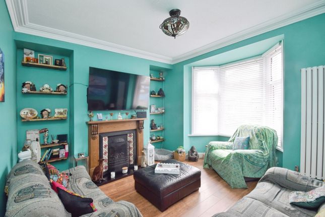 24, Morfa Street, Bridgend photo 4