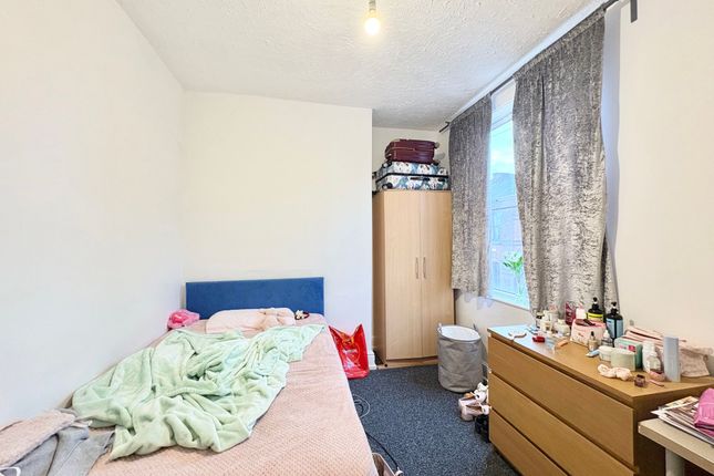 30 Russell Street, Nottingham photo 5