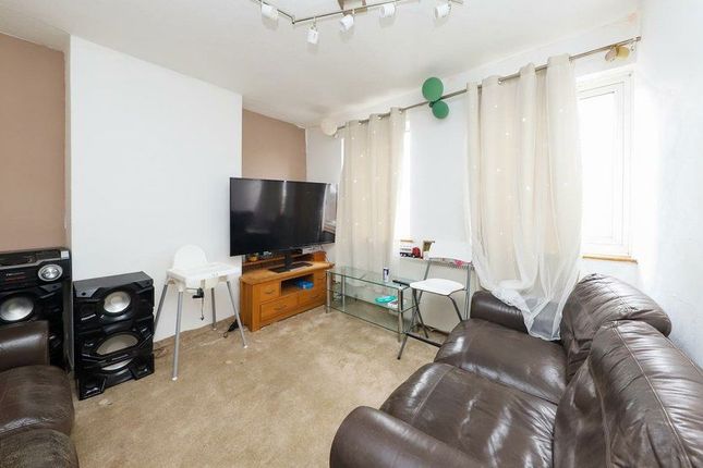 Thumbnail Flat for sale in Parkview, High Street, Yiewsley, West Drayton