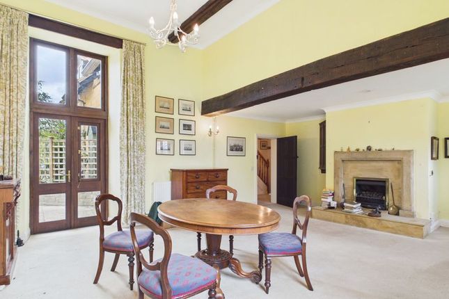 6, Hayes End Manor, South Petherton photo 2