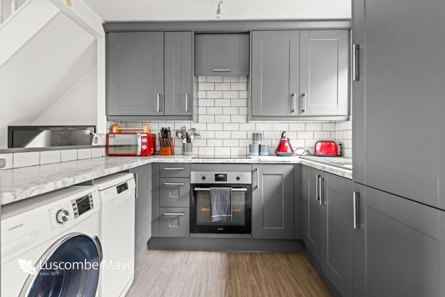 29, Saffron Park, Kingsbridge photo 2