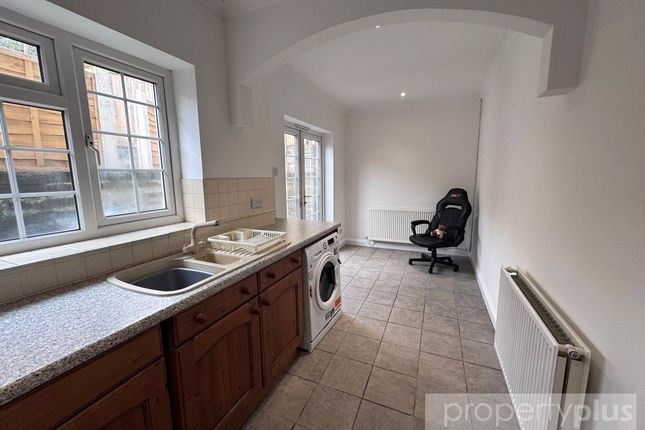 72, Ely Street, Rhondda Cynon Taff photo 4