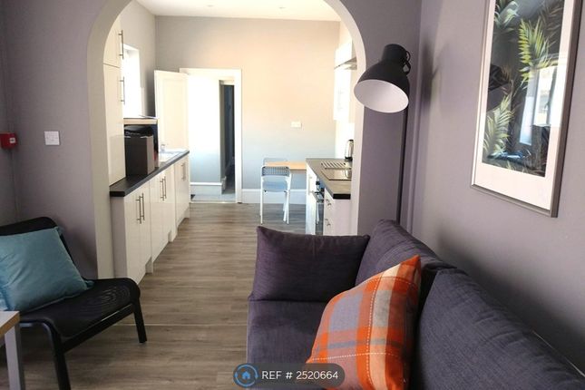 Lounge And Kitchen