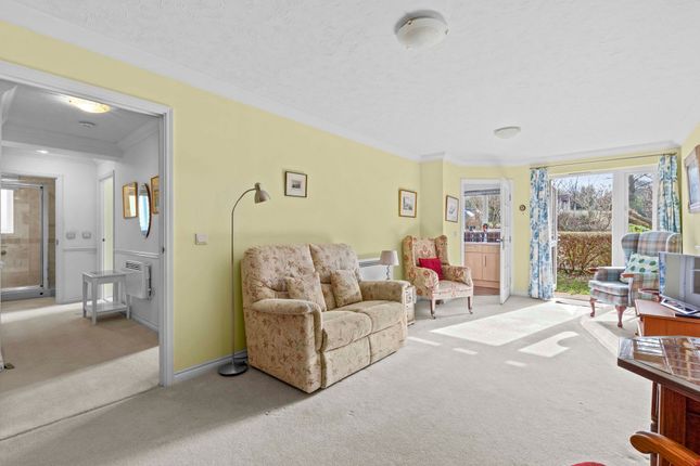 18 Windsor Lodge Wellington Avenue, Princes Risborough photo 2