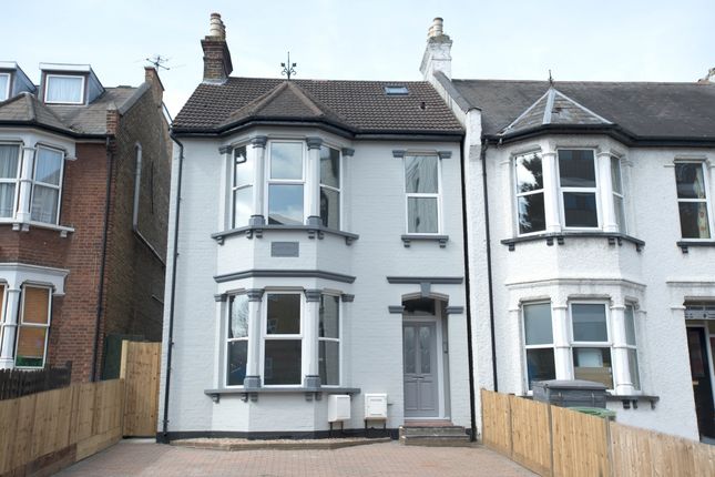 Thumbnail Flat to rent in Station Road, Sidcup, Kent