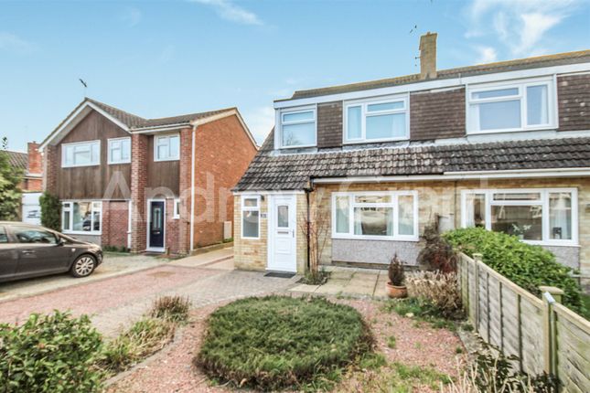Semi-detached house to rent in Laxton Avenue, Worcester, Worcestershire