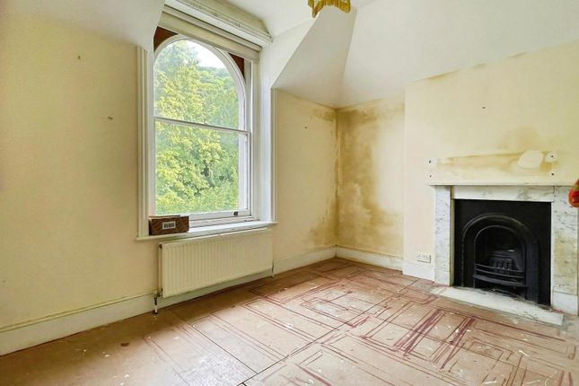 Flat 4, Kingseat,, St. Boniface Road, Isle of Wight photo 3