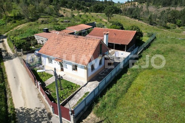 Detached house for sale in Serra E Junceira, Tomar, Santarém