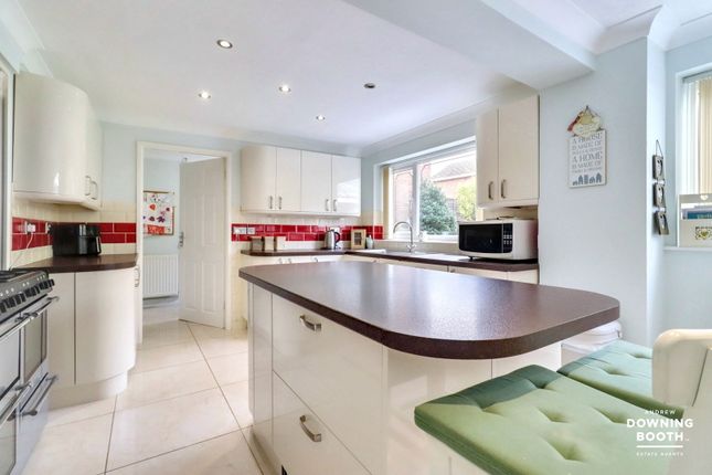 2, Fallowfield Road, Walsall photo 2