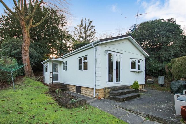 Thumbnail Mobile/park home for sale in Turners Hill Park, Turners Hill, Crawley