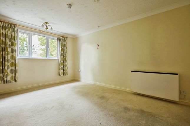 Flat 2, Barnaby Mill, Barnaby Mead, Gillingham photo 2