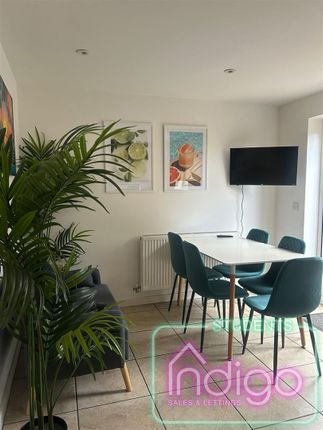 15 Cherv Kitchen .Jpg