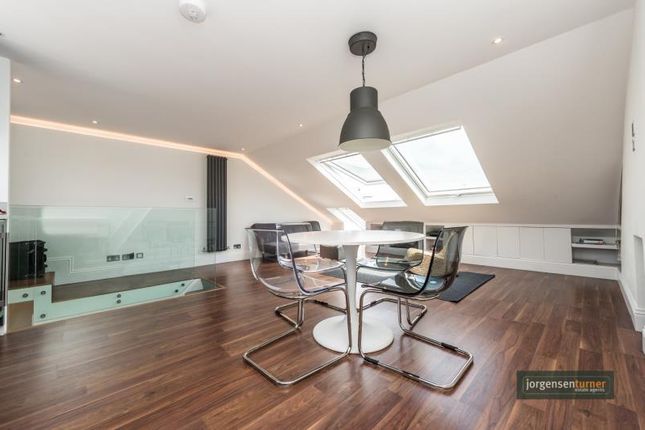 32a, Bloemfontein Road, London photo 3
