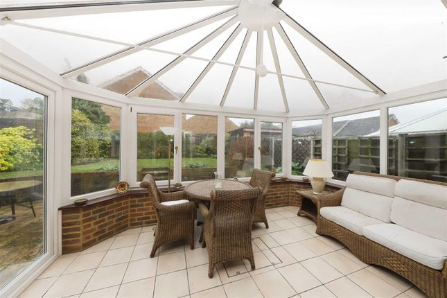 1, Stilwell Drive, Uxbridge photo 4