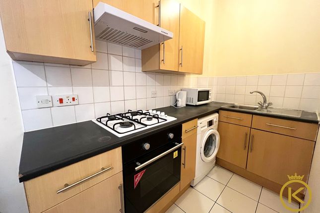 Flat to rent in St. James's Road, Southsea