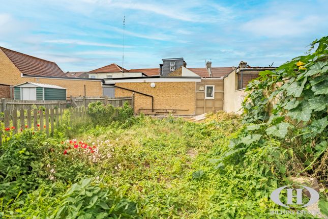 92, West End Road, Southall photo 2