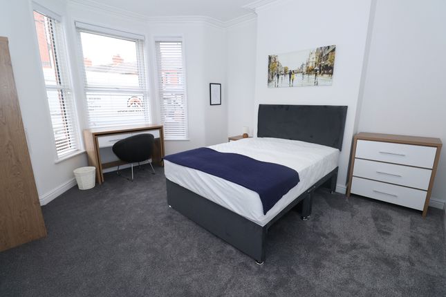 Room 1, 267 Walthall Street, Crewe, Cheshire photo 2